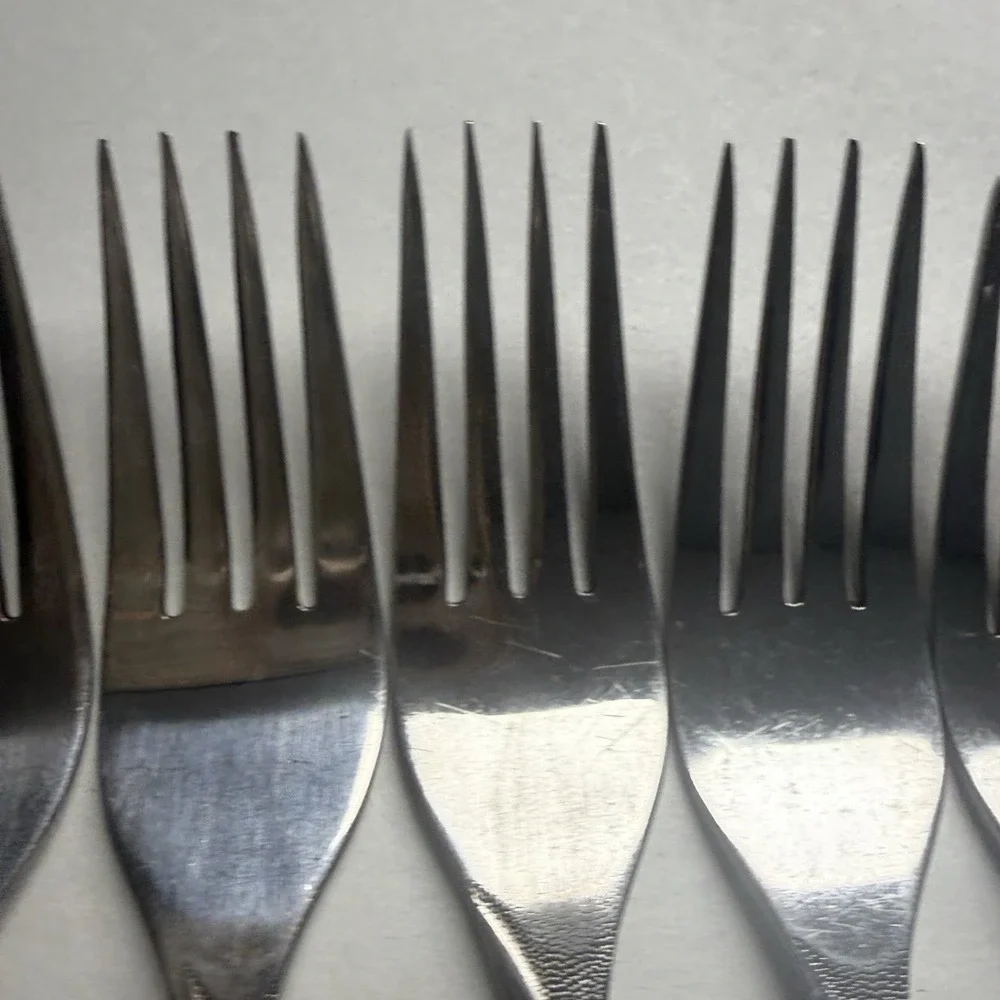 8 Vintage Customcraft CUS1 Dinner Forks Roses Stainless Steel Flatware